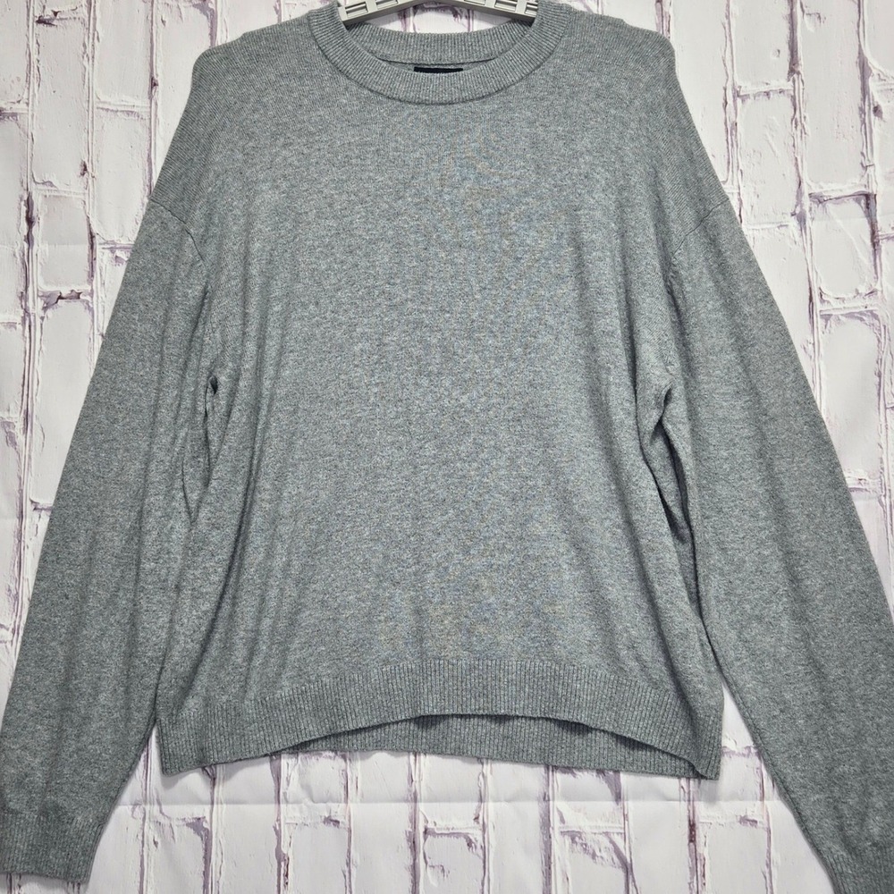 Abercrombie & Fitch Men Sz M Gray Crewneck Viscose Blend Knit Sweater Drop Shoul